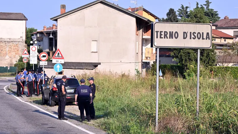 Le ricerche dell'arma del delitto di Sharon Verzeni