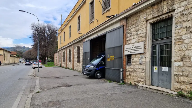 L'ingresso di Canton Mombello