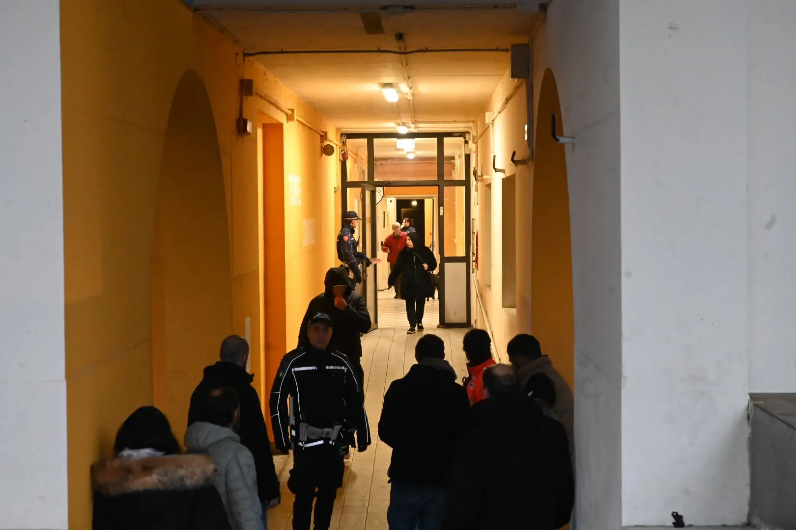 L'intervento per l'incendio alla torre Cimabue