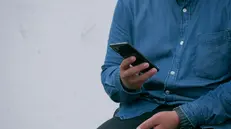 Del mercimonio facevano parte anche telefoni cellulari