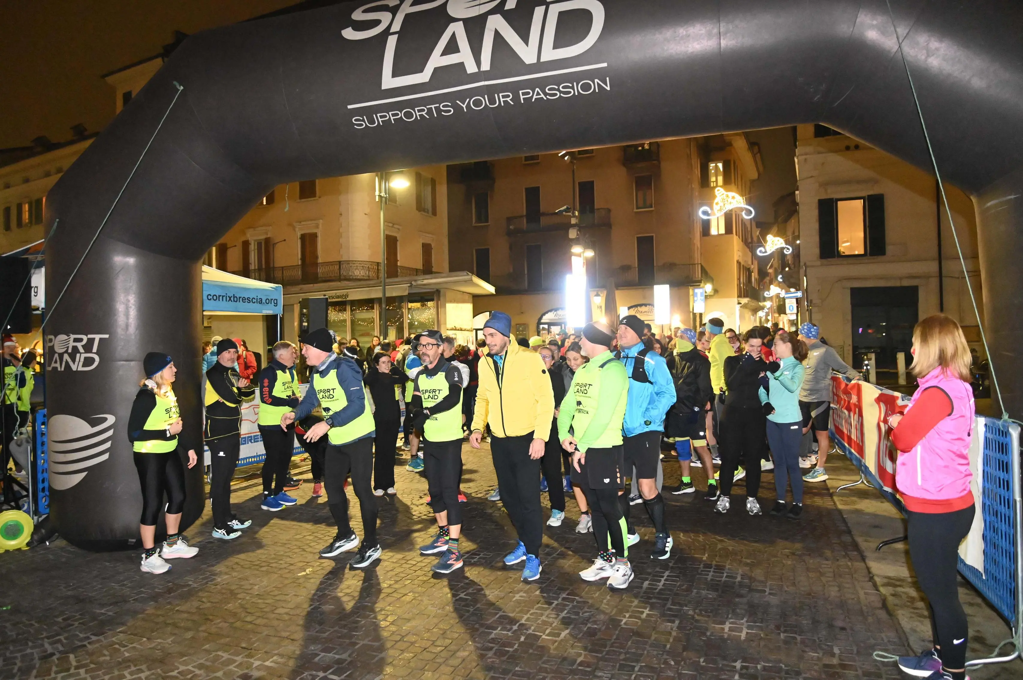 In Largo Formentone la Red Run della Croce Rossa