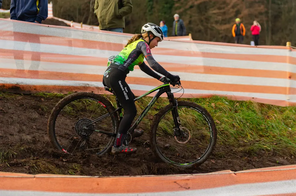 SPORT CICLISMO SABBIOCHIESE G6 M/F CLETEN CICLOCROSS nella foto MOMENTO DELLA GARA 20/12/2025 mazzocchi@newreporter