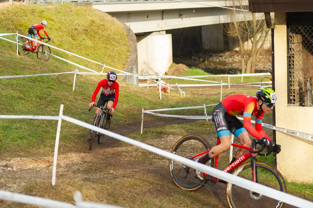SPORT CICLISMO SABBIOCHIESE ESO 2 M/F CLETEN CICLOCROSS nella foto MOMENTO DELLA GARA 20/12/2025 mazzocchi@newreporter