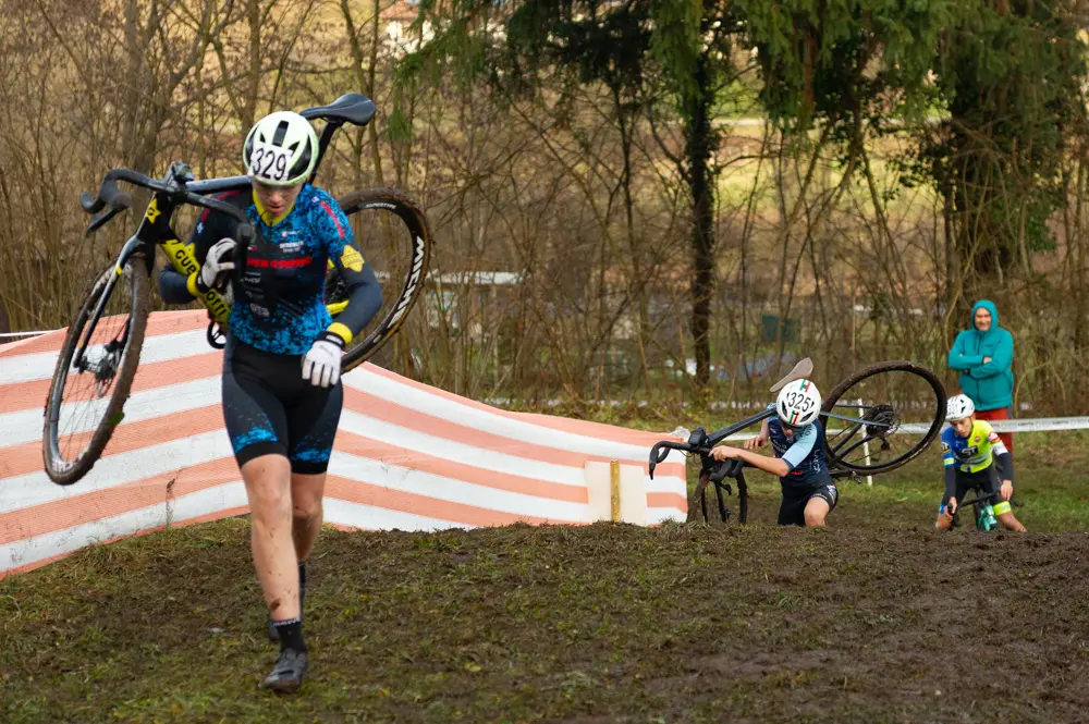 SPORT CICLISMO SABBIOCHIESE ALLIEVI 1 M CLETEN CICLOCROSS nella foto MOMENTO DELLA GARA 20/12/2025 mazzocchi@newreporter