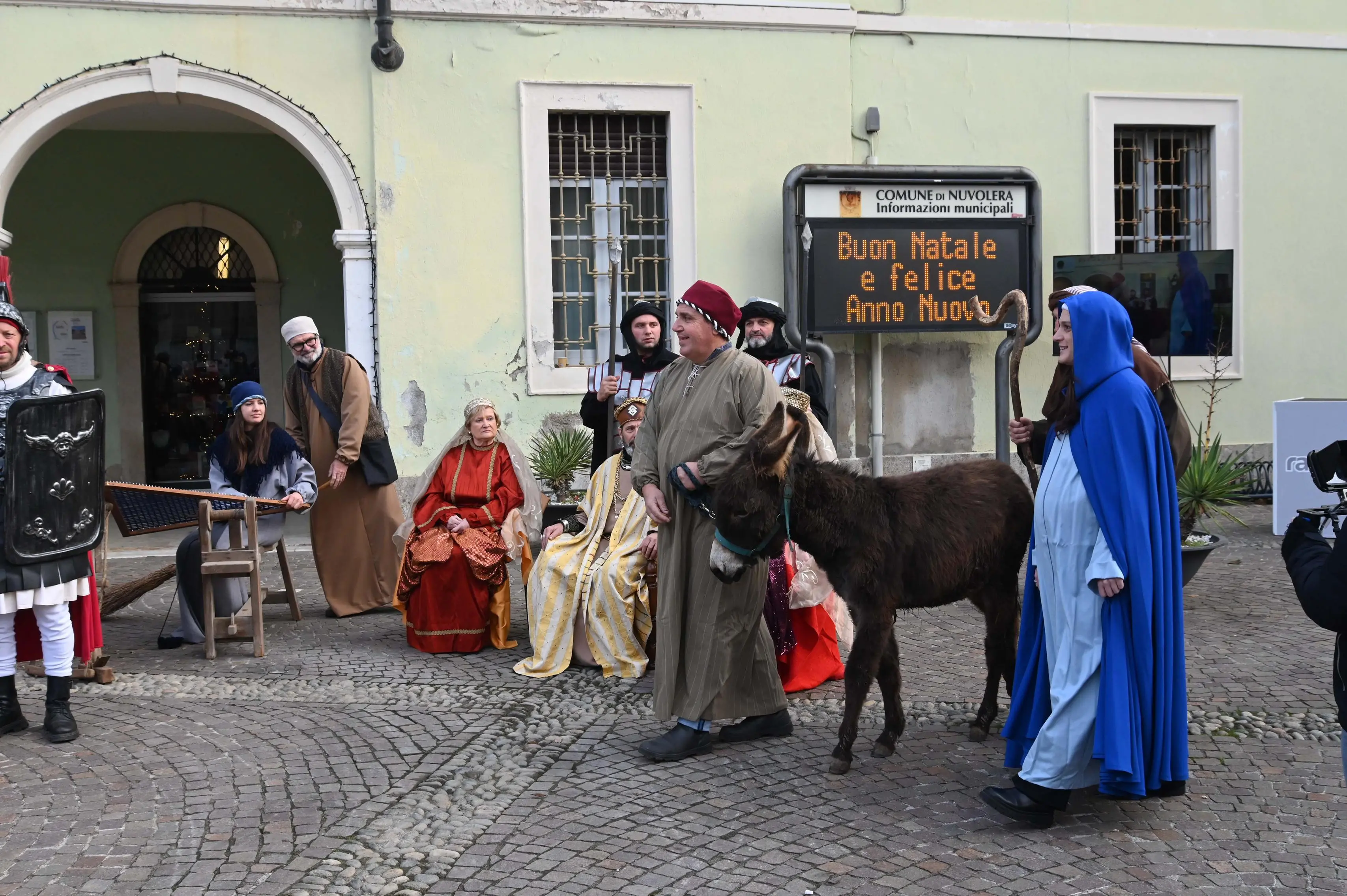 Nuvolera protagonista di In piazza con noi