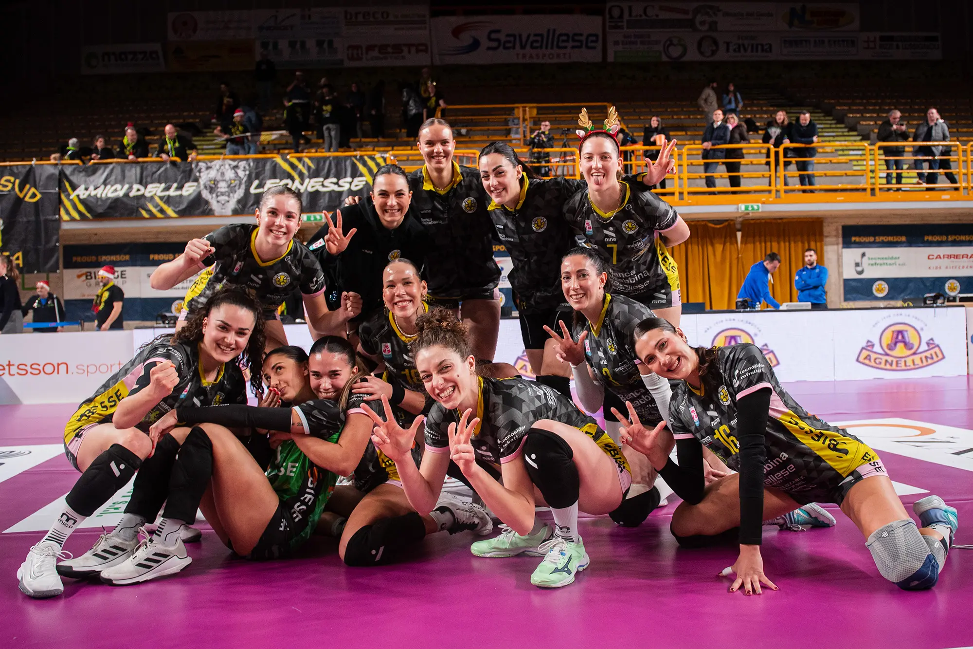 Volley, gli scatti di Valsabbina-Offanengo