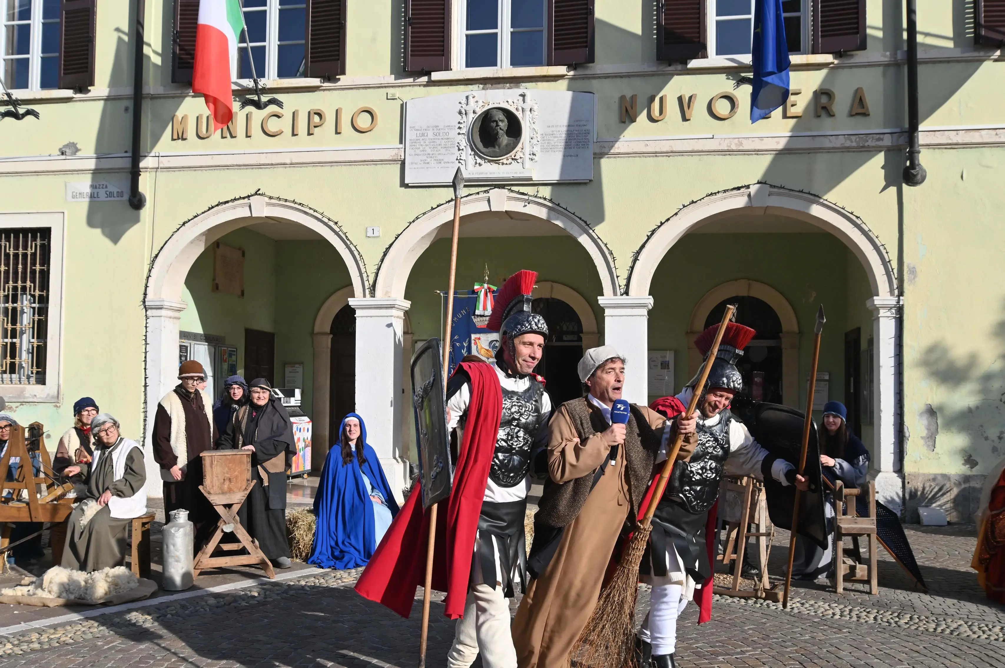 NUVOLERA IN PIAZZA CON NOI REDAZIONE PROVINCIA 21-12-2025 GABRIELE STRADA NEW EDEN GROUP