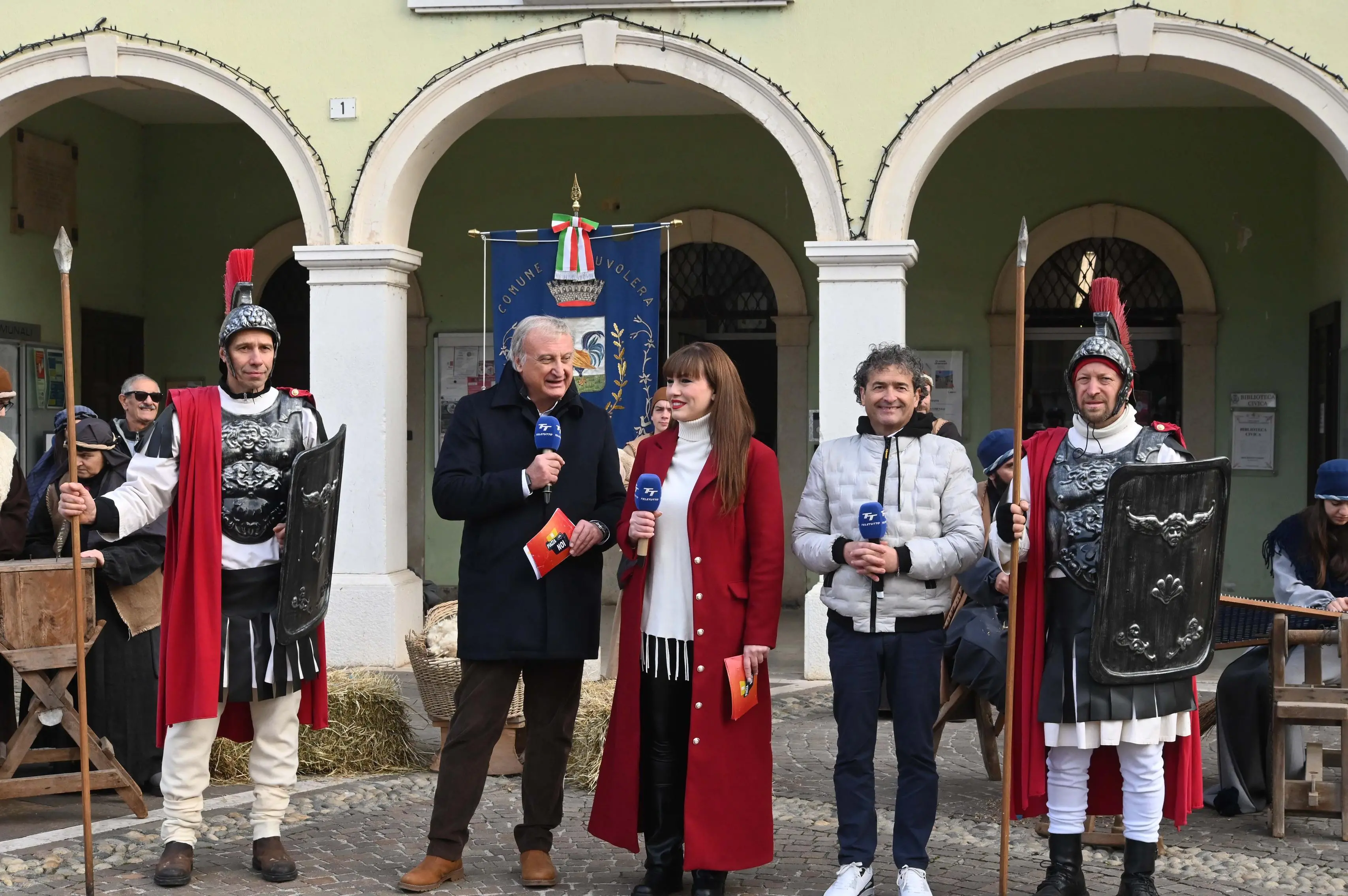 NUVOLERA IN PIAZZA CON NOI REDAZIONE PROVINCIA 21-12-2025 GABRIELE STRADA NEW EDEN GROUP