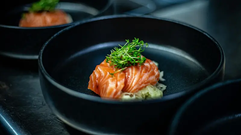 Il salmone contribuisce a ridurre il rischio di disturbi dell'umore