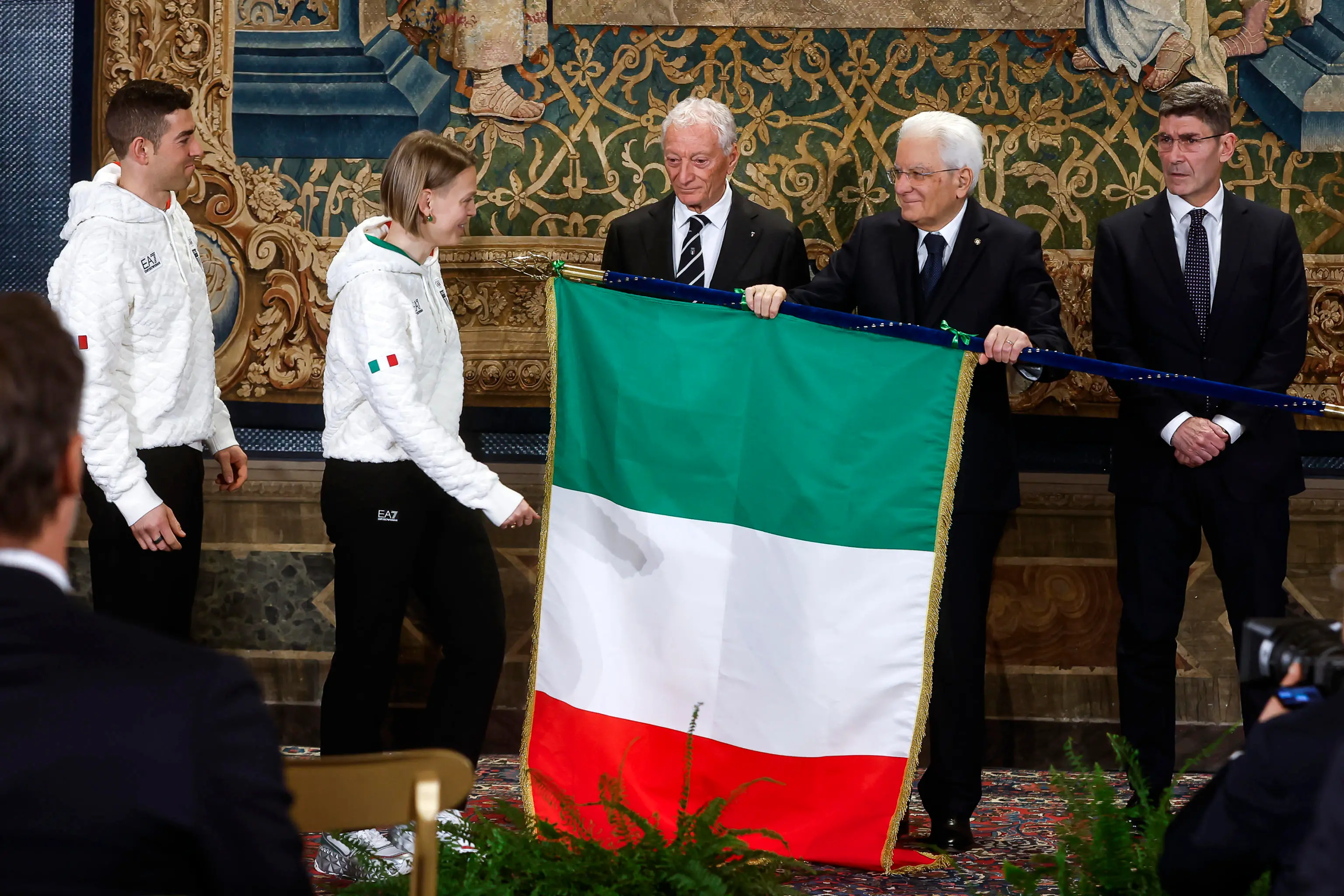 Milano-Cortina, la cerimonia al Quirinale da Mattarella