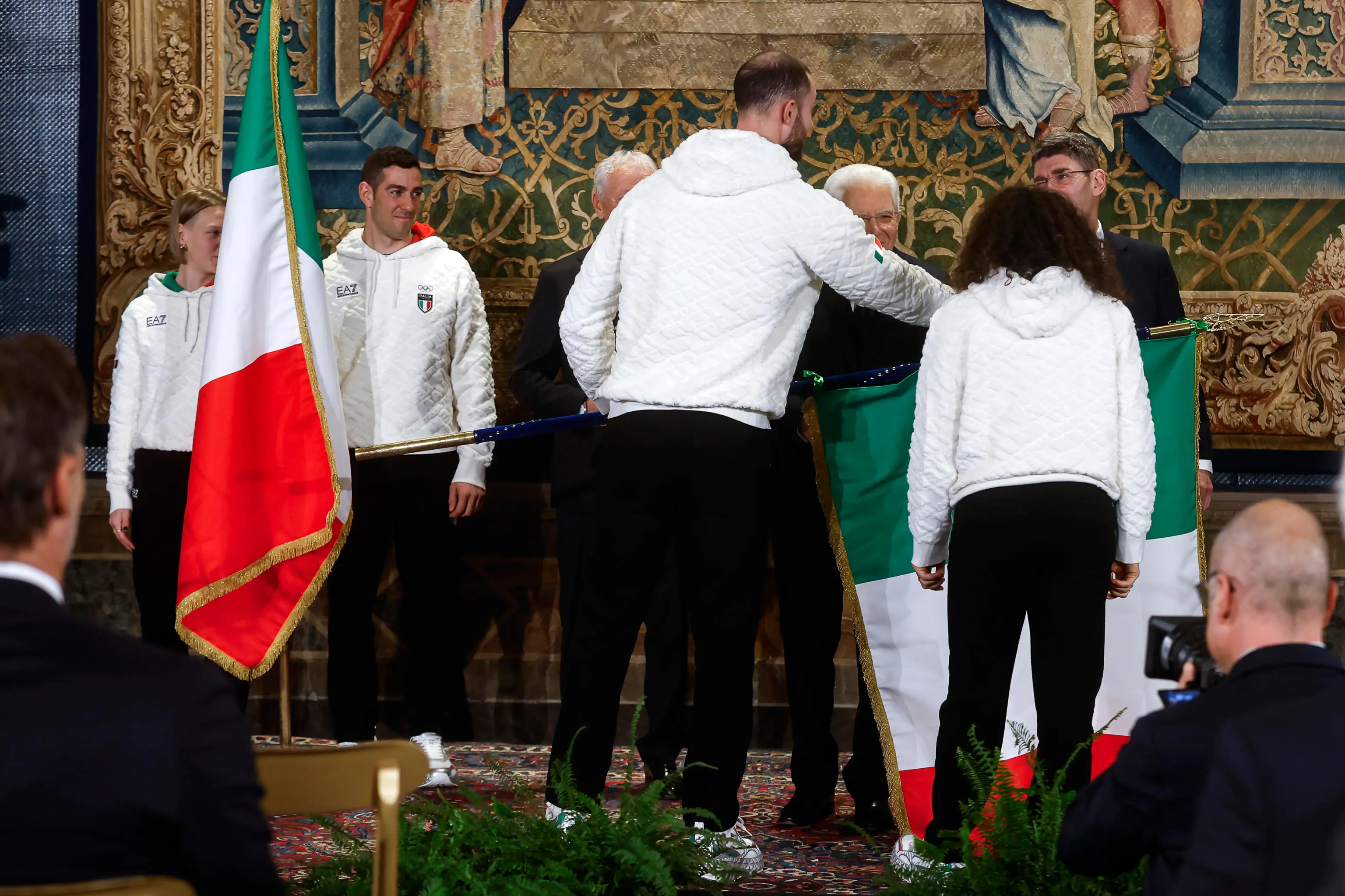 Milano-Cortina, la cerimonia al Quirinale da Mattarella