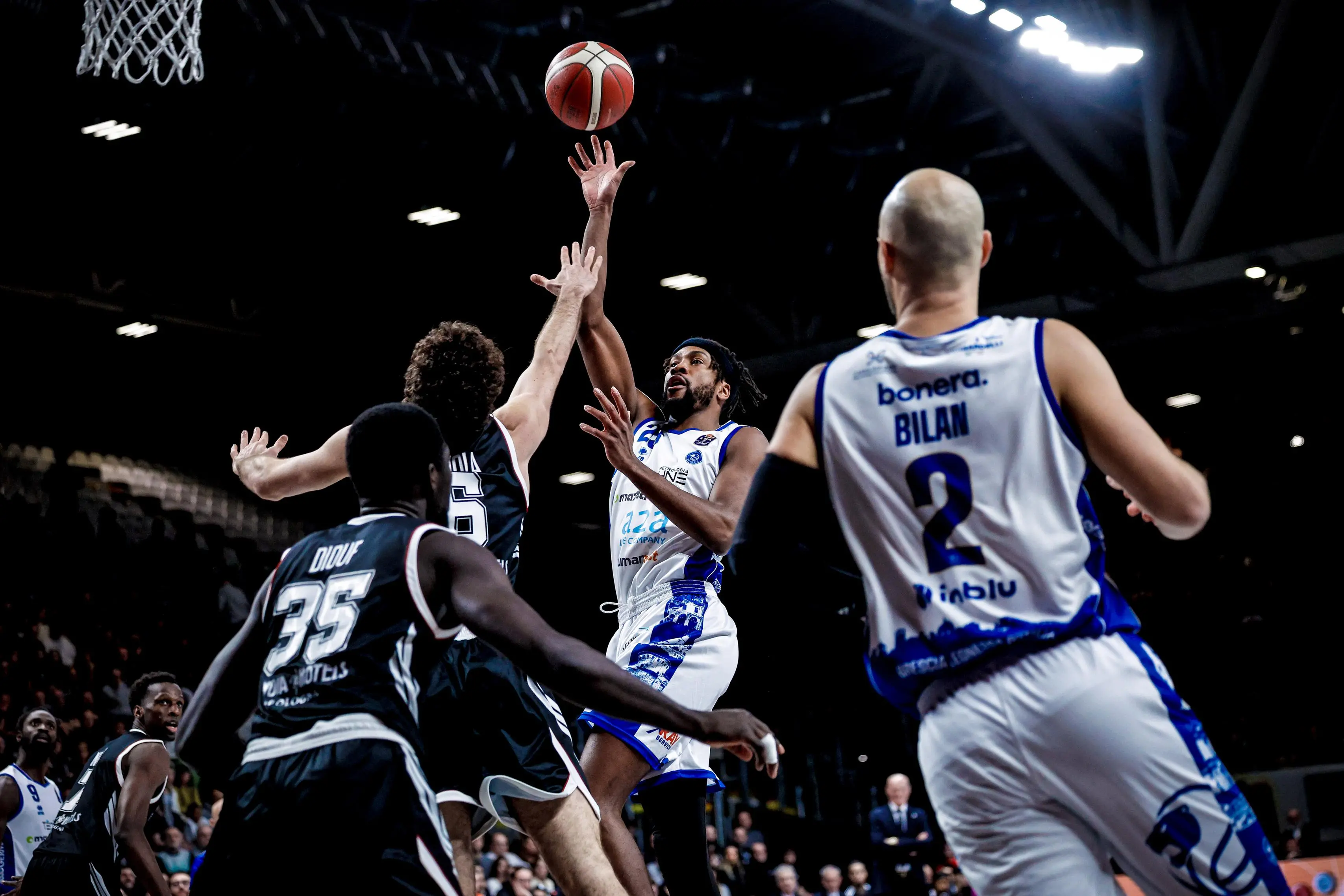 Le immagini di Virtus Bologna-Germani Brescia