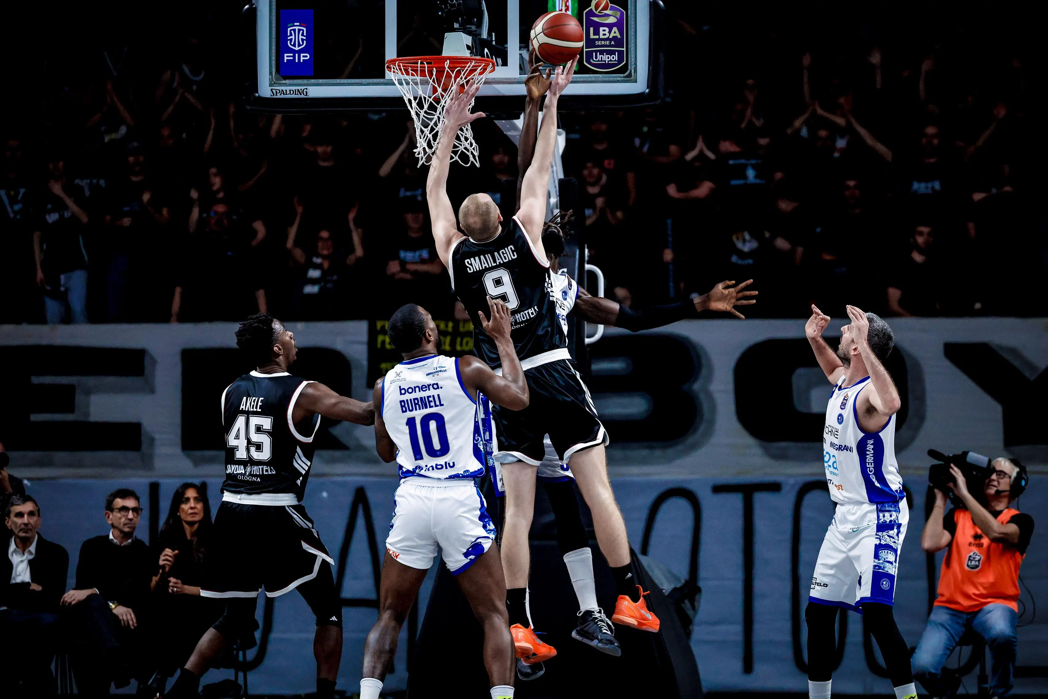 Le immagini di Virtus Bologna-Germani Brescia