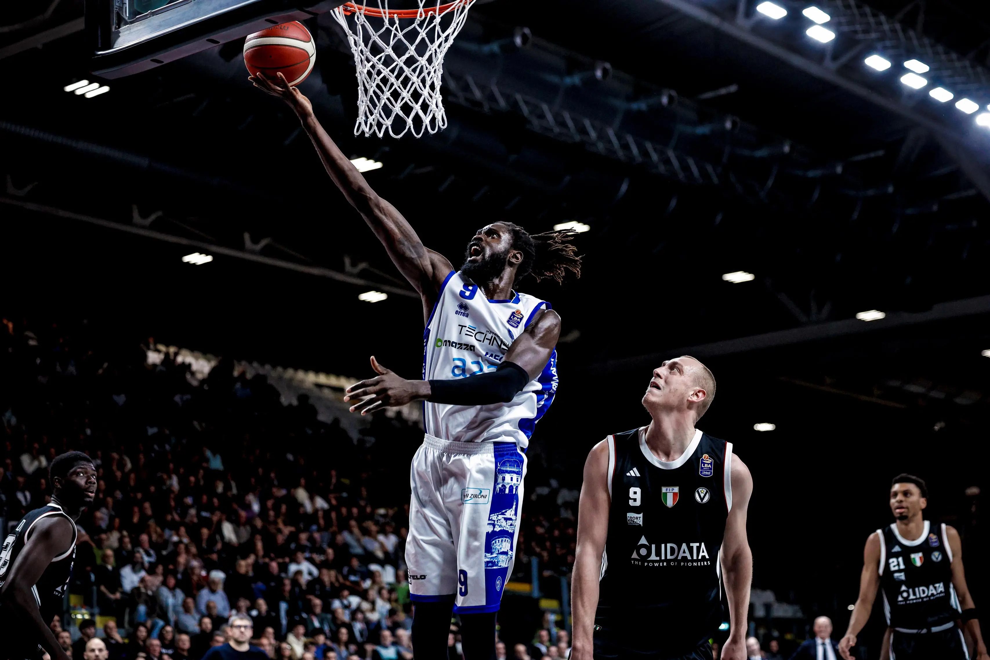 Le immagini di Virtus Bologna-Germani Brescia