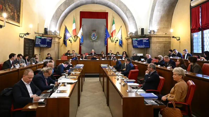 Il consiglio comunale del 22 dicembre - Foto Christian Penocchio/Ufficio stampa Comune di Brescia