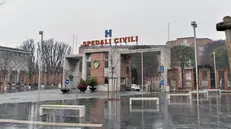 L'ingresso dell'ospedale Civile di Brescia