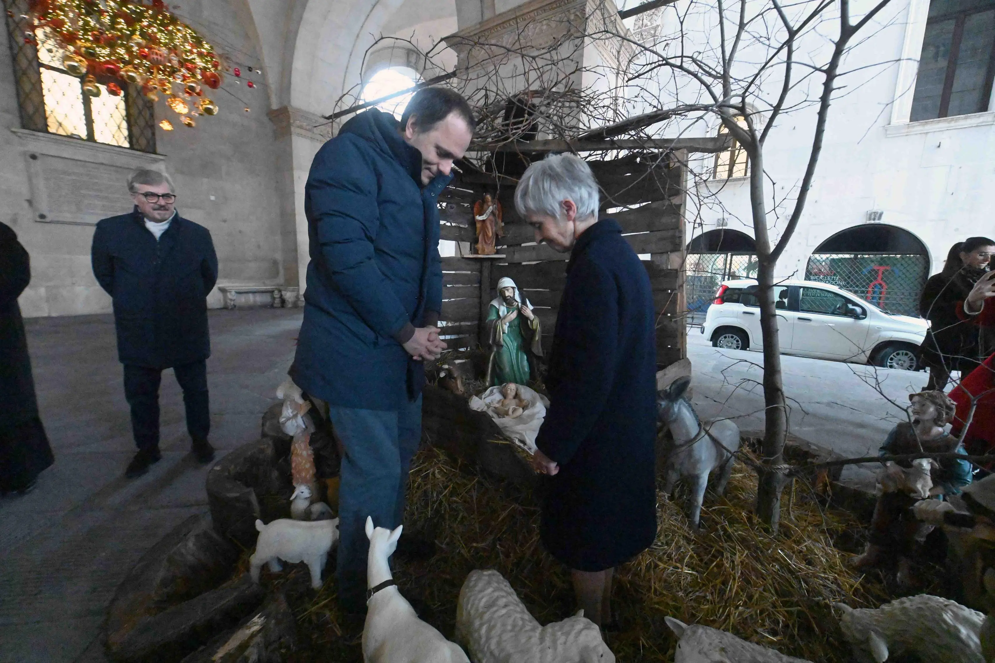 Il Bambinello nel presepe della Loggia