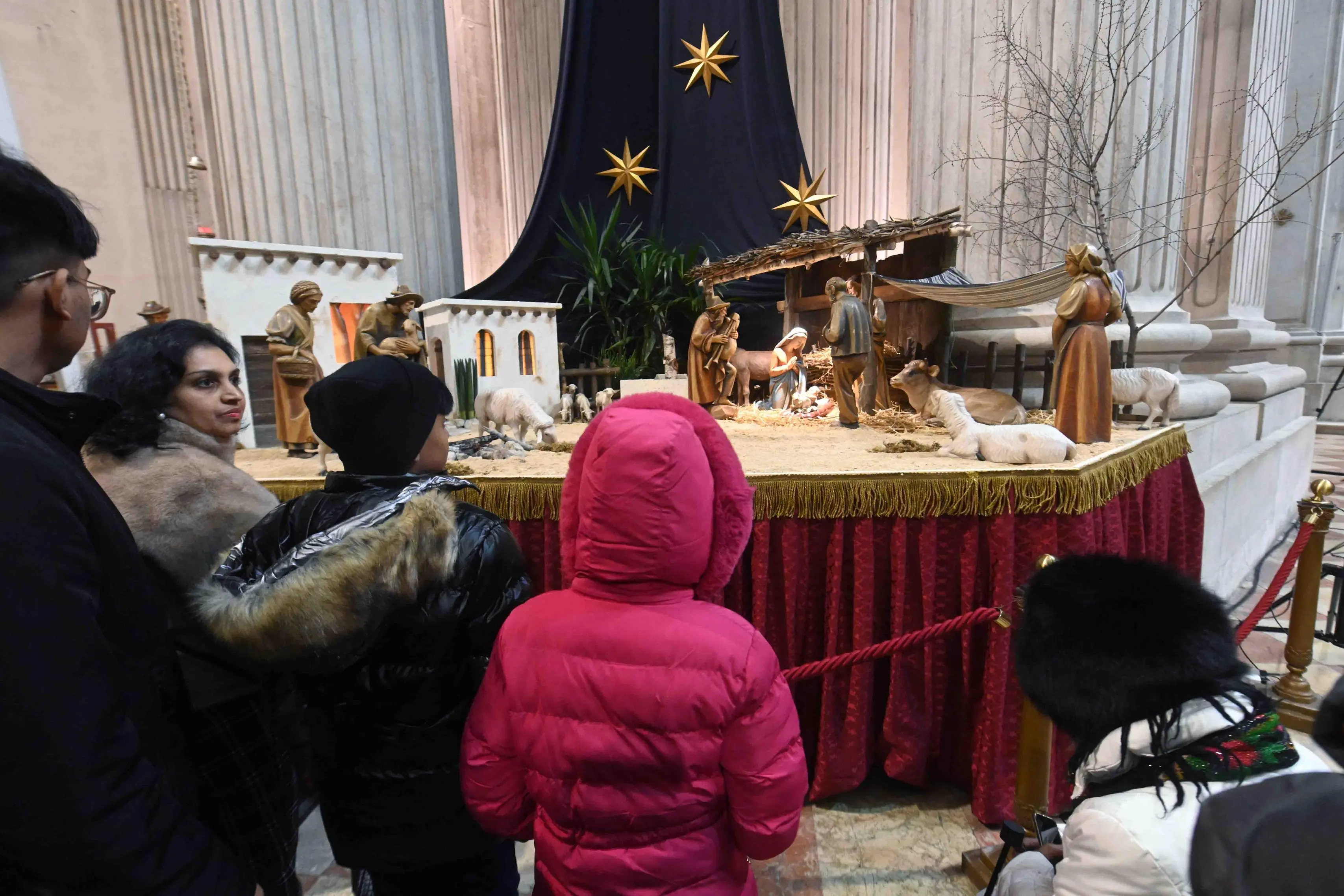 CRONACA BRESCIA DUOMO SANTA MESSA NELLA NOTTE PRESIEDE IL VESCOVO TREMOLADA PER REDAZIONE CRONACA WEB 24-12-2025 MARCO ORTOGNI NEW EDEN GROUP