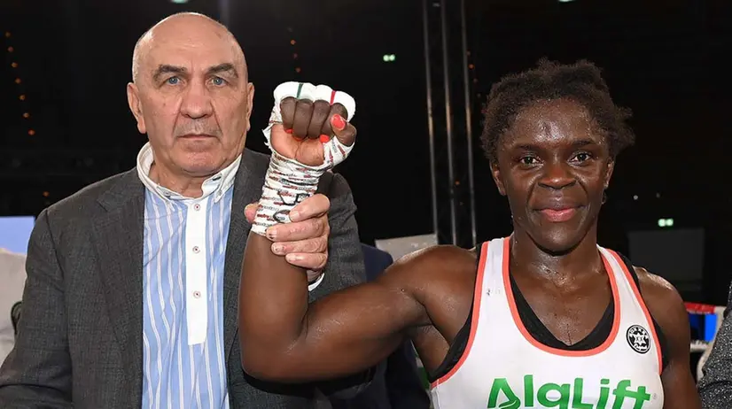 La campionessa mondiale Noutcho Sawa con Loreni