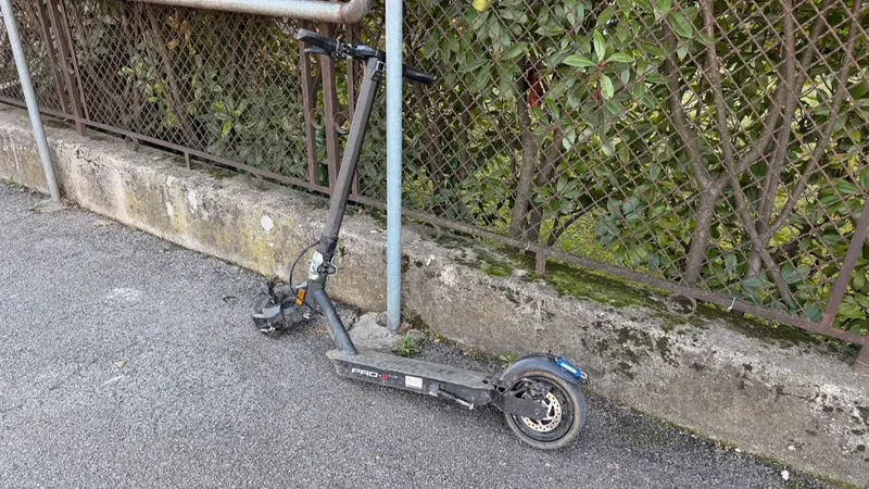 Gavardo, bambino in monopattino investito da un'auto