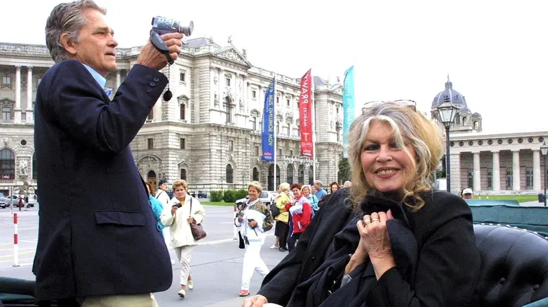 Brigitte Bardot con il marito Bernard Ormale