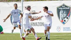 Un'esultanza dei giocatori del Valtrompia - © www.giornaledibrescia.it