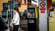 Un distributore di benzina - © www.giornaledibrescia.it