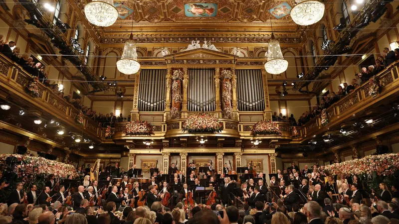 Il tradizionale Concerto di Capodanno dei Wiener Philharmoniker dal Großer Musikvereinssaal del Musikverein di Vienna - Foto Ansa © www.giornaledibrescia.it
