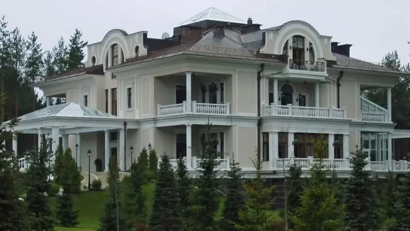 La residenza presidenziale russa di Vladimir Putin nella regione di Novgorod in una foto pubblicata su Navalny.com