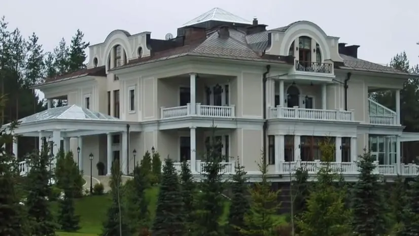 La residenza presidenziale russa di Vladimir Putin nella regione di Novgorod in una foto pubblicata su Navalny.com