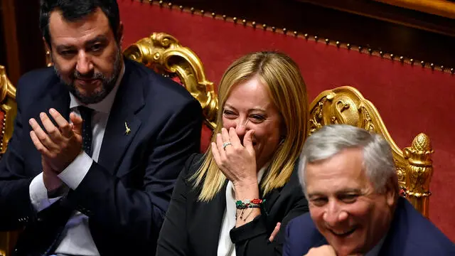 La premier Giorgia Meloni con i vicepresidenti del Consiglio Salvini e Tajani - Foto Ansa © www.giornaledibrescia.it