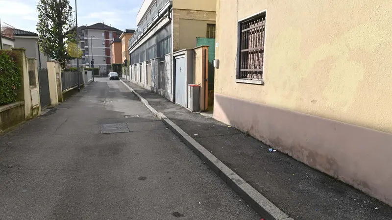Il luogo nel quale è stata aggredita la donna - Foto Gabriele Strada/Neg © www.giornaledibrescia.it
