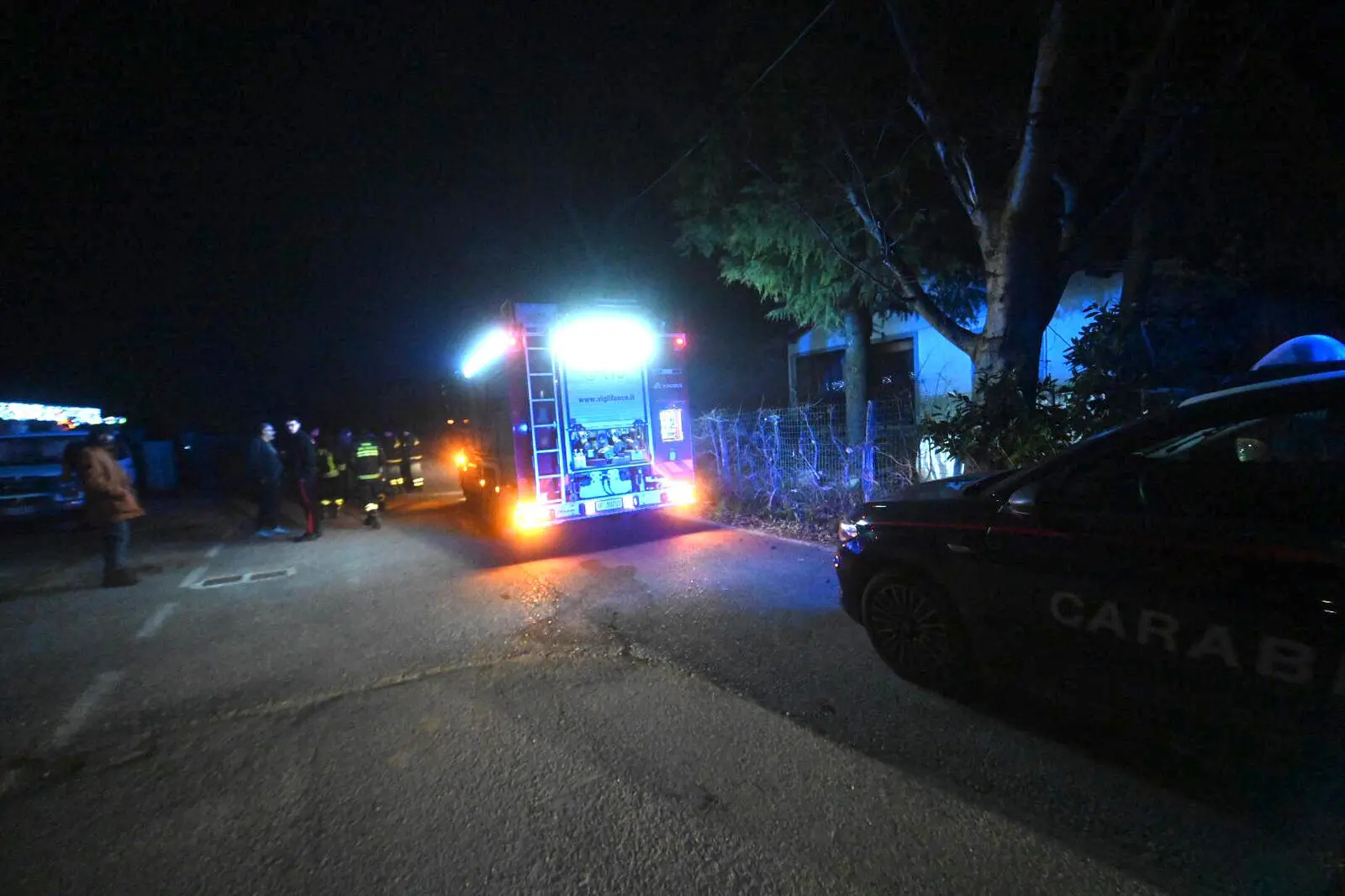 Bimbo morto: Vigili del fuoco e Carabinieri a Calvagese