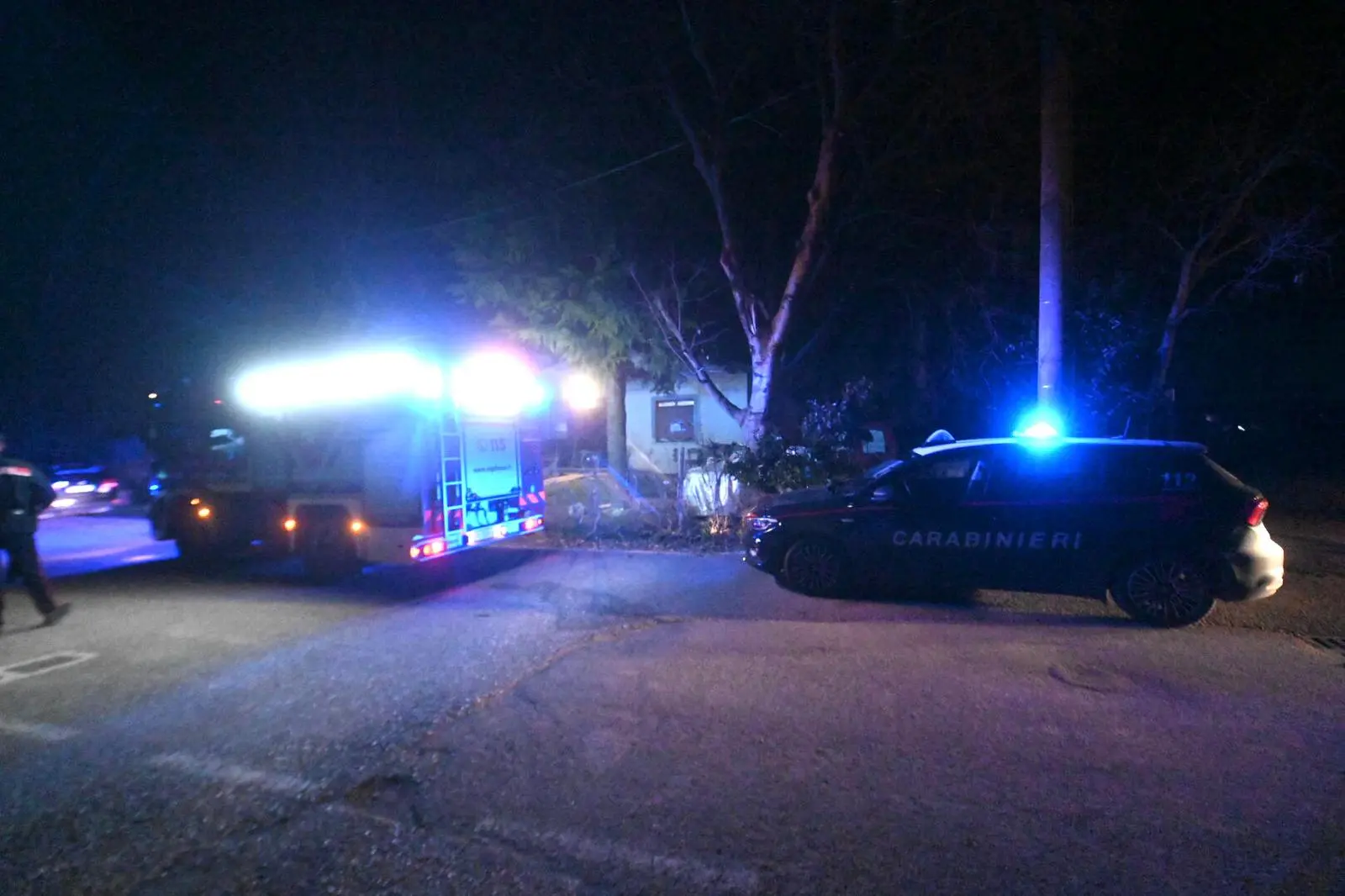 Bimbo morto: Vigili del fuoco e Carabinieri a Calvagese