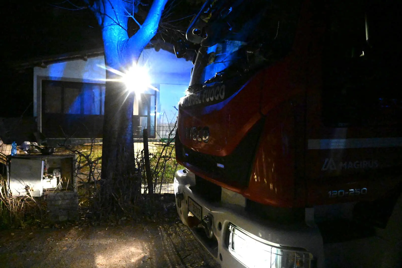 Bimbo morto: Vigili del fuoco e Carabinieri a Calvagese