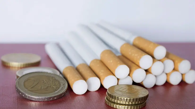 Aumenti in vista per i pacchetti di sigarette di ogni marca
