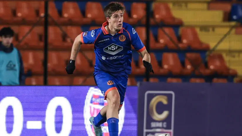 Francesco Gobbi, attaccante dei franciacortini - Foto New Reporter Comincini © www.giornaledibrescia.it