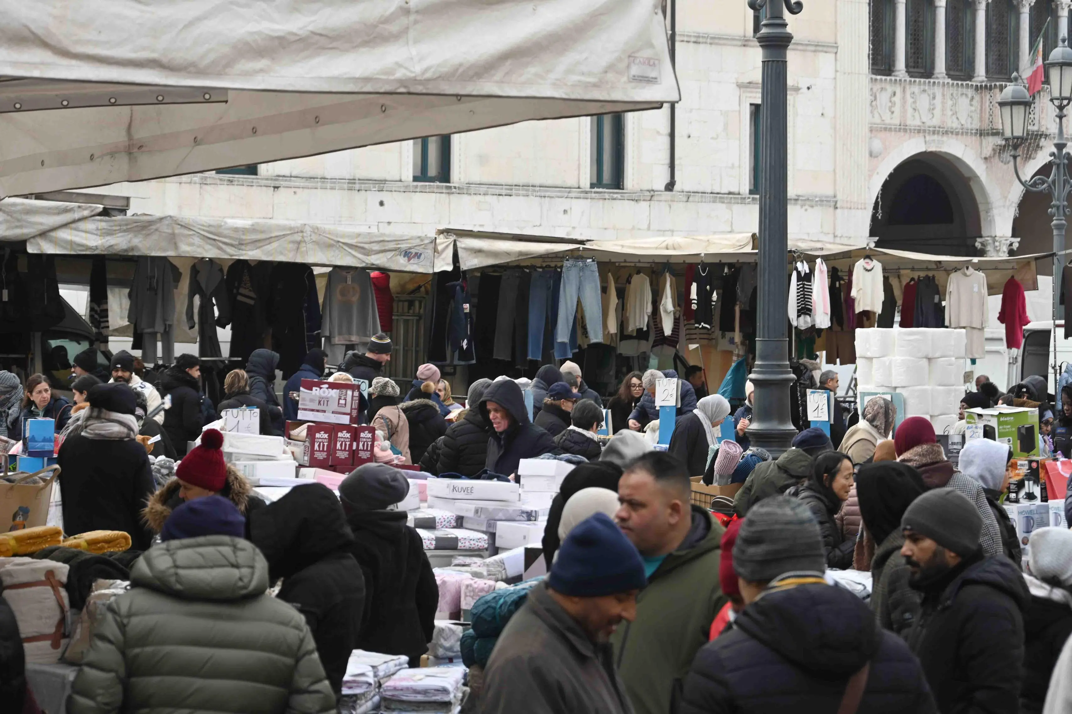 Il mercato del sabato in centro