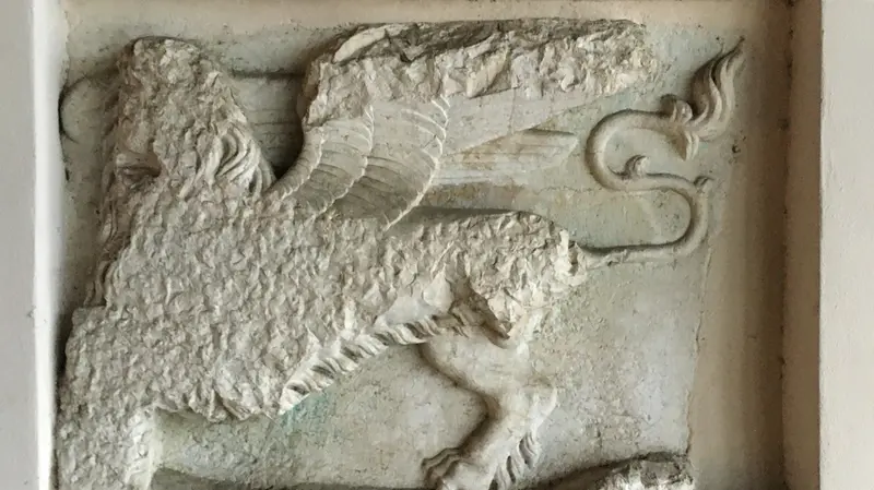 Leone veneto deturpato, esempio della damnatio memoriae rivoluzionaria