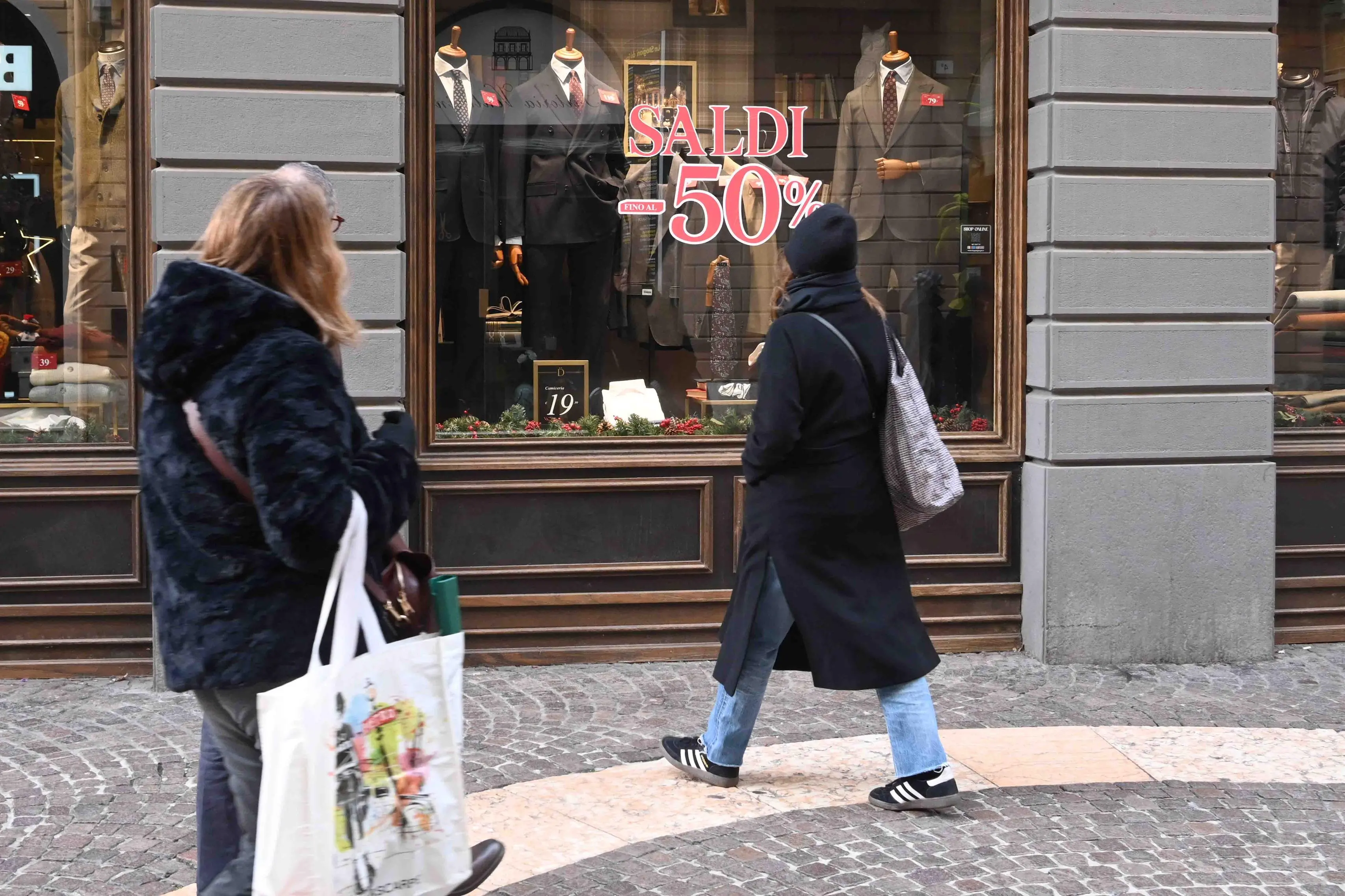 Anche a Bresia sono iniziati i saldi invernali