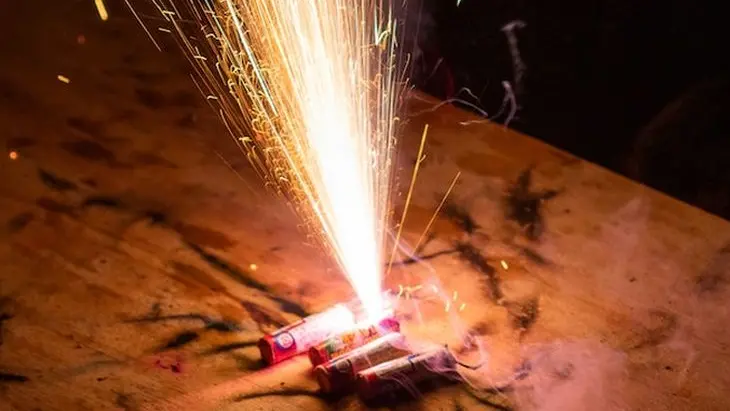 Dei petardi - Foto d'archivio