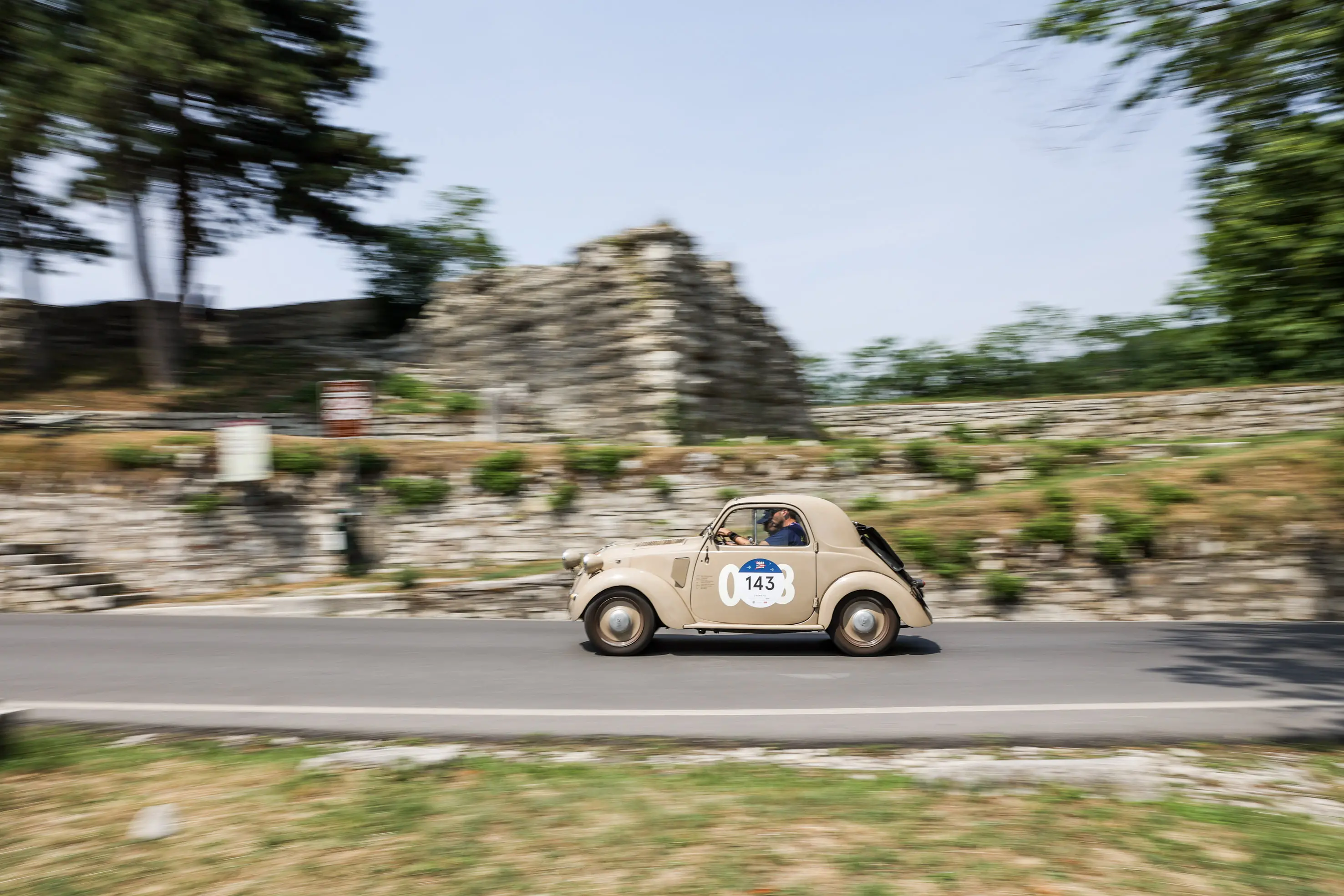 La Mille Miglia fotografata in stile Wes Anderson