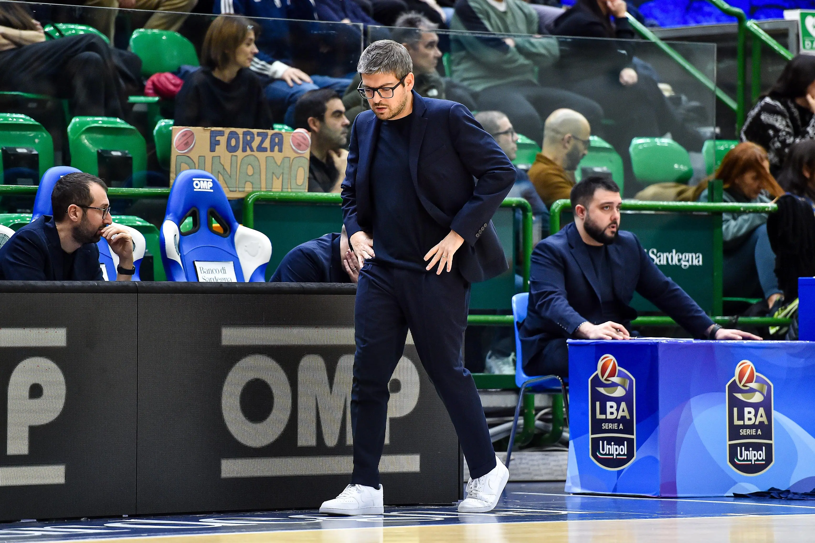 Basket, gli scatti di Sassari-Germani