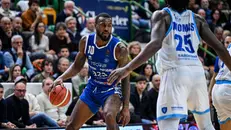 Basket, gli scatti di Sassari-Germani