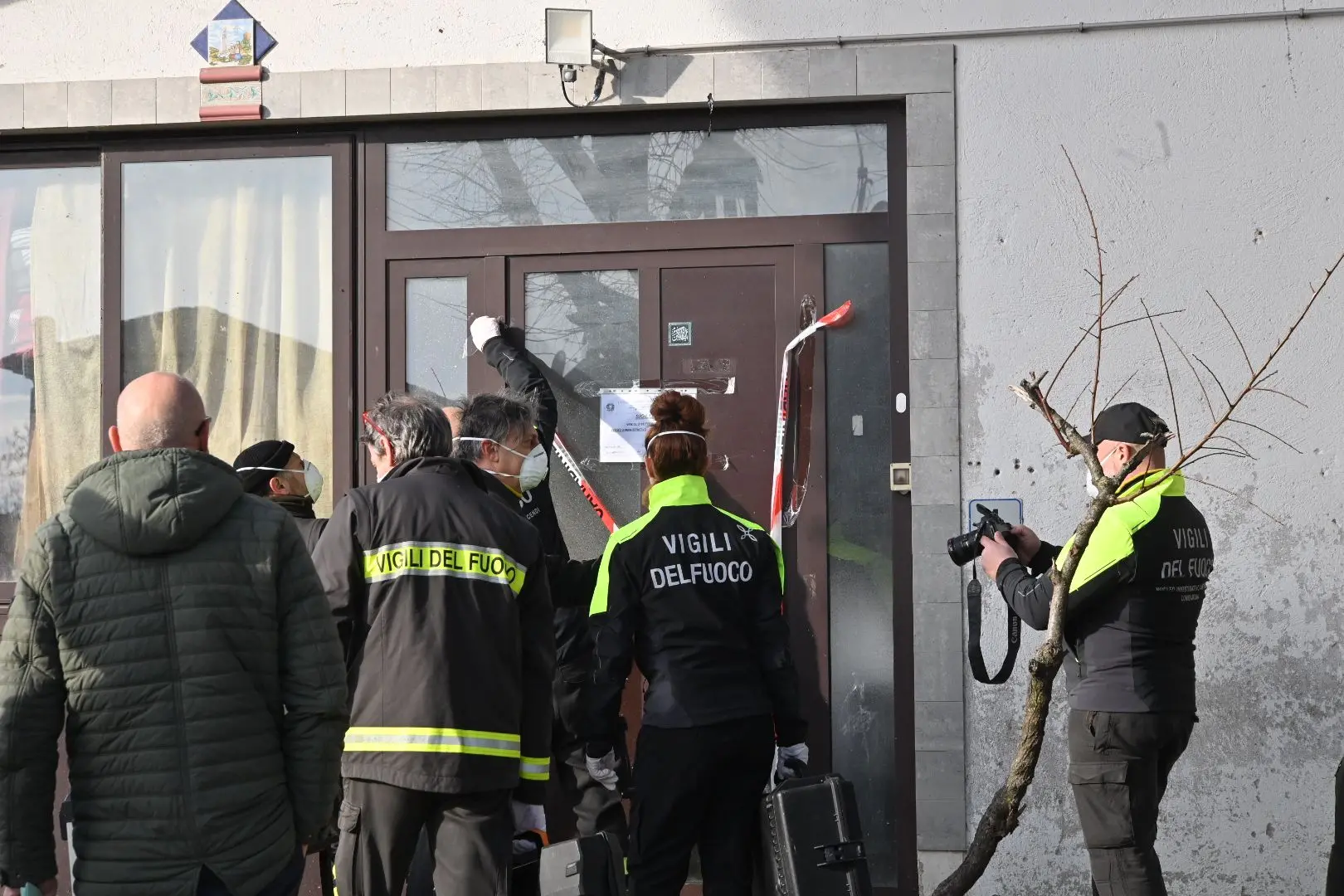 Bimbo morto per monossido, ispezione nella villetta di Calvagese