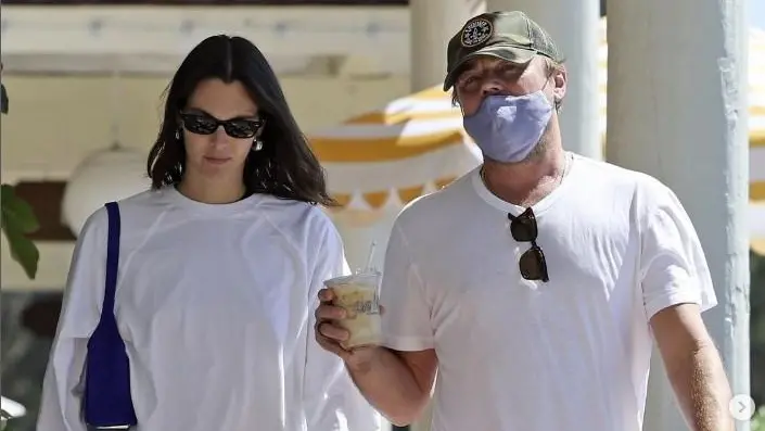 Leonardo DiCaprio, qui con la fidanzata Vittoria Ceretti