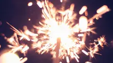 Scintille in un locale