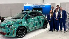 I ricercatori del team Aida del Politecnico di Milano con la Fiat 500e - © www.giornaledibrescia.it