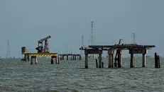 Piattaforme petrolifere in Venezuela - Foto Epa © www.giornaledibrescia.it