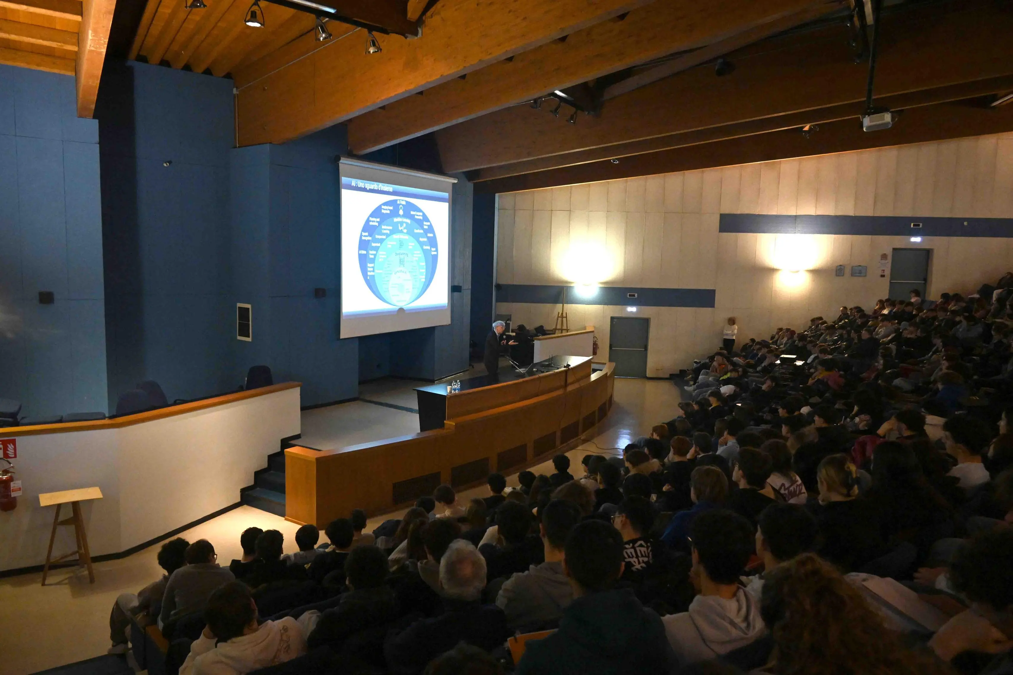 CRONACA BRESCIA LICEO LEONARDO CONFERENZA PROFESSOR ALFIO QUARTERONI PER SANDRINI 08-01-2025 MARCO ORTOGNI NEW EDEN GROUP